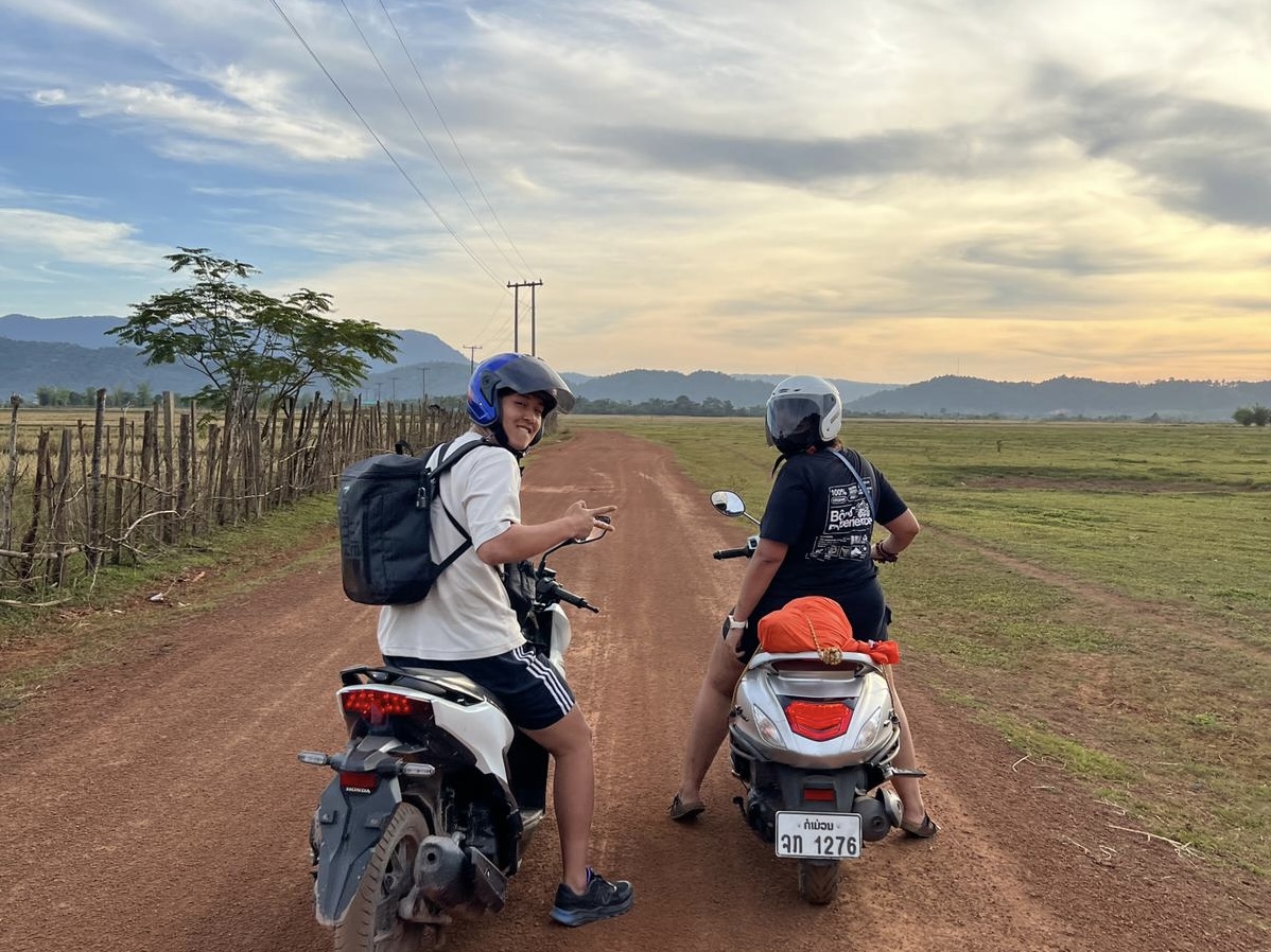 Riding the Thakhek Loop in Laos with some friends